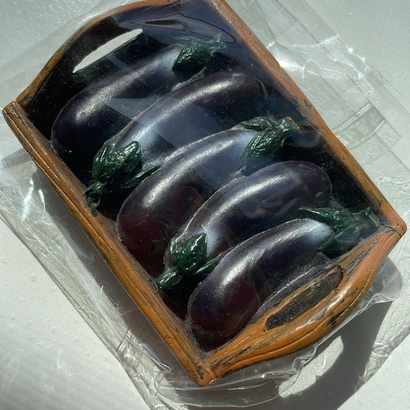 Fridge magnets vintage look aperitif olives can and egg plants tray new in bags - Picture 3 of 10